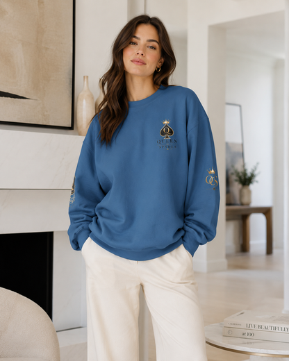 Queen of Spades Unisex Sweatshirt – Klassischer QOS Pullover mit Spade-Logo
