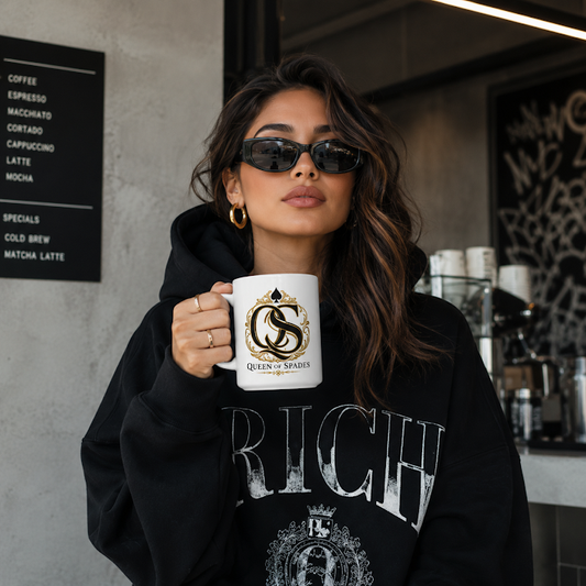 Weiße Queen of Spades Tasse mit glänzender Oberfläche