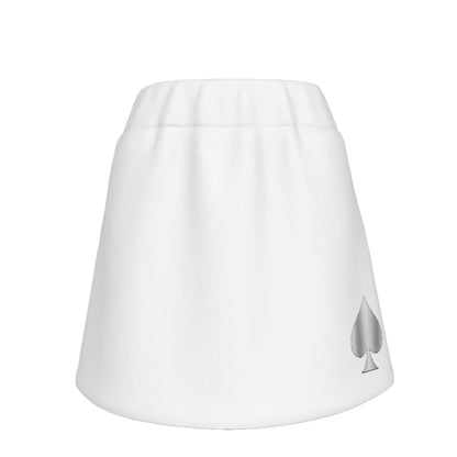 Queen of Spades Sportrock aus weichem Polyester mit integrierten Shorts, mittlerer Taille und elegantem, figurbetontem Schnitt – ideal für Training und Freizeit. Silber Pik Weißer rock 