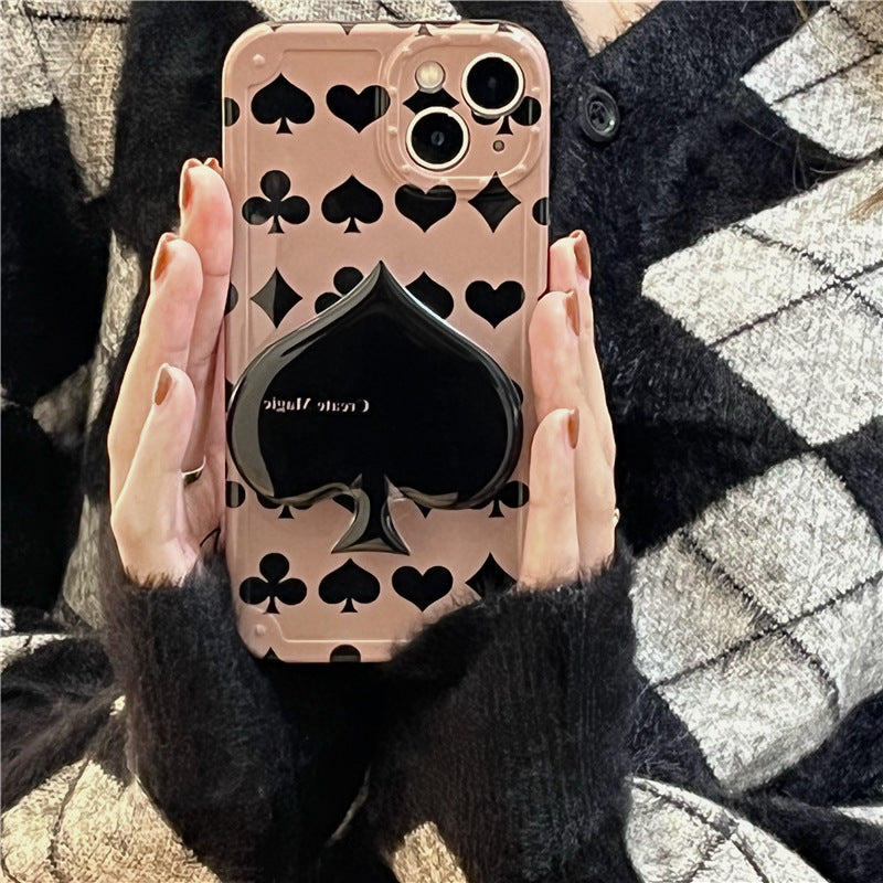 Silikonhülle mit Queen of Spades ♠ Accessoires für Apple – stylischer Rückseitenschutz mit symbolischer Bedeutung.