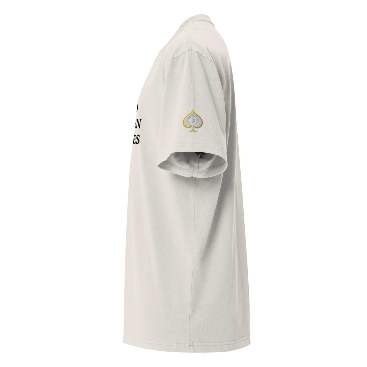 Queen of Spades Oversized T-Shirt mit pik Spade-Logo in faded Vintage-Look auf dunkelgrünem Hintergrund