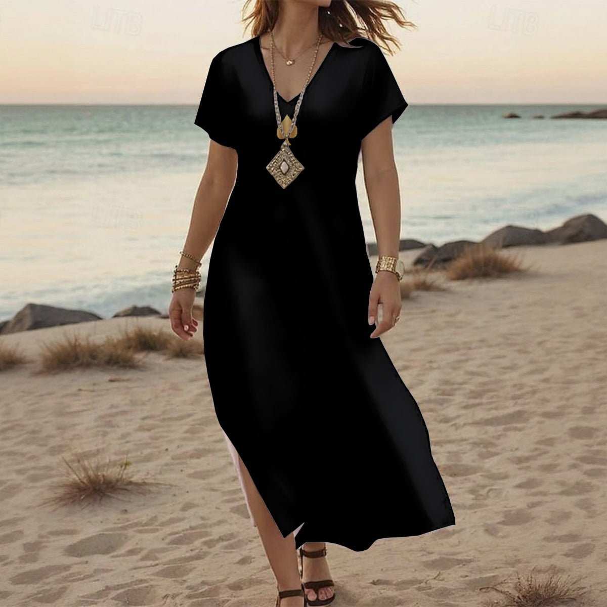 Queen of Spades Elegantes Jersey Kleid mit V Ausschnitt und Seitenschlitz - Queen - of - Spades - Store